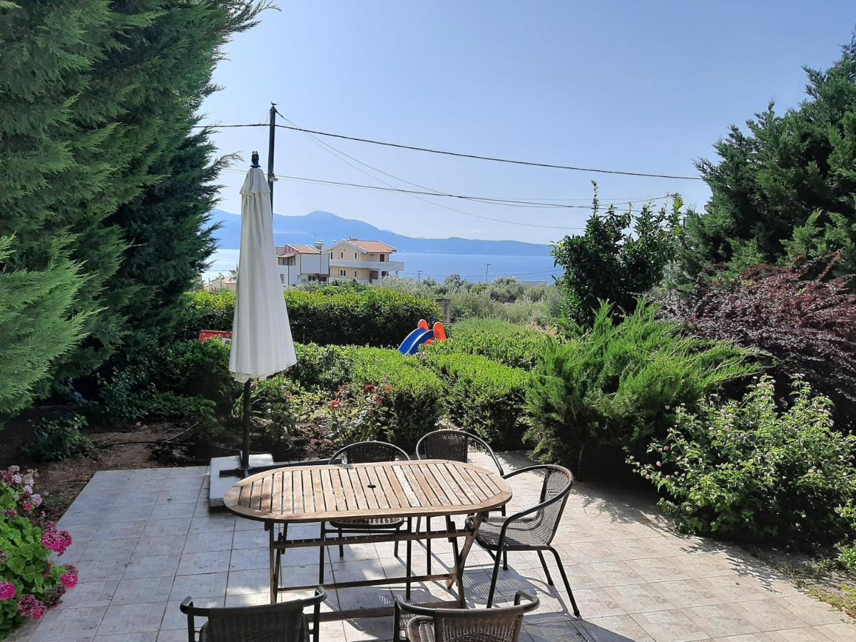 Aliveri Flat With Sea View Exteriör bild